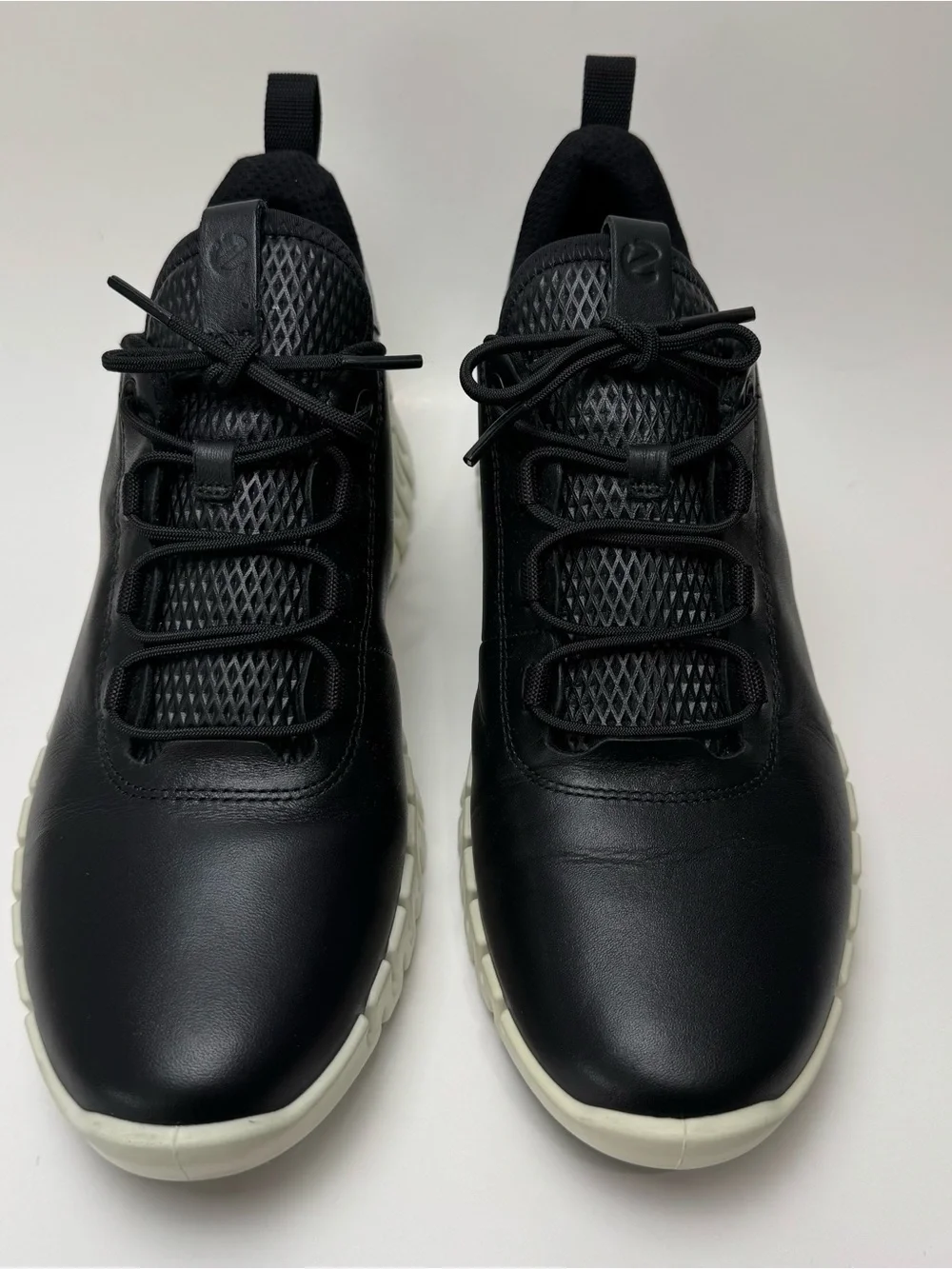 ECCO GRUUV Women's Black Leather Sneakers - EU 42 -US 11-11.5